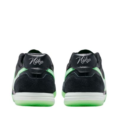 3. Nike Tiempo Streetgato Soccer Shoes HQ7017 001