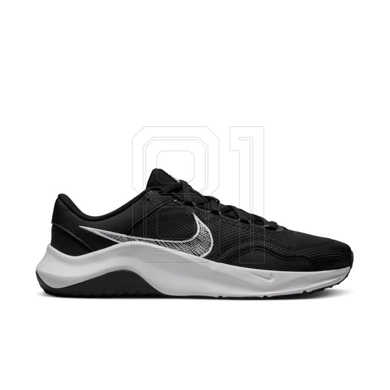 2. Nike Legend Essential 3 Next Nature M DM1120-001 shoes