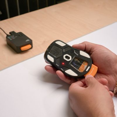 18. Glorious Gaming Model D3 Wireless Mouse Right-handed RF Wireless Optical 30000 DPI