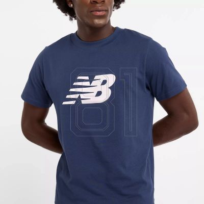 6. New Balance S/S Sport Graphic V Flying M T-shirt MT43906NNY