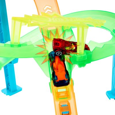 4. Hot Wheels Neon Speeders JMG50 toy car