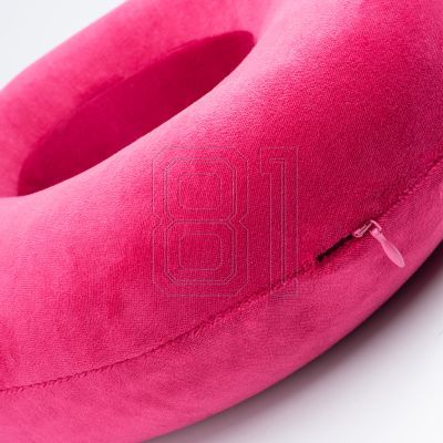 3. Elbrus Kuse Pillow Headrest 92800597098