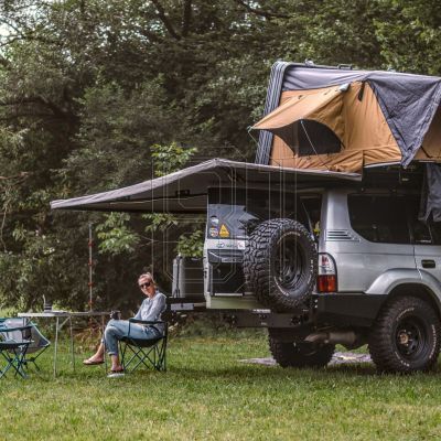 6. Offlander OFF-FOLDX roof tent