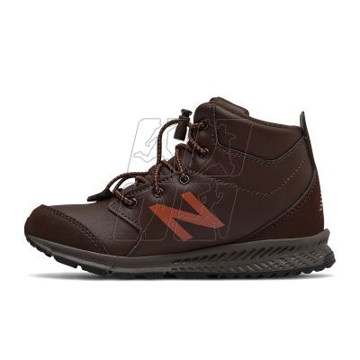 7. New Balance Jr YT800CB2 shoes