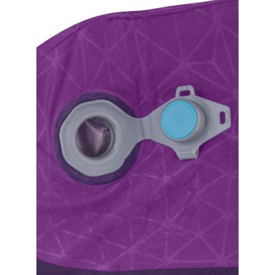 6. Aeros Pillow Premium Traveler travel pillow (APILPREMYHA/MG)