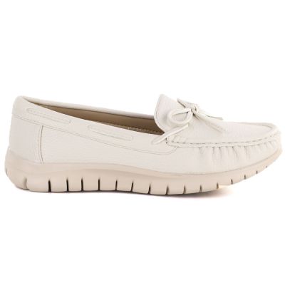 2. Women's cream moccasin shoes Sergio Leone MK093