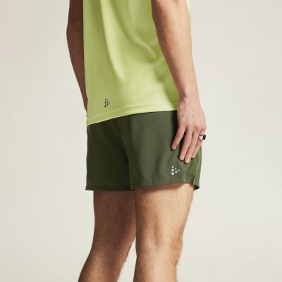 7. Men's CORE ESSENCE SHORTS 2 M