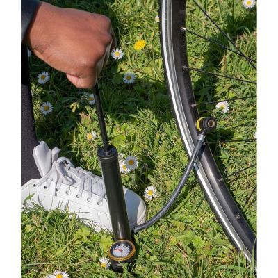 32. MINI BICYCLE PUMP WITH MANOMETER 2in1 ALU MICHELIN 8 bar (120PSI)