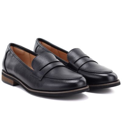 4. Women's Laofers, black loafers, Potocki JE19380