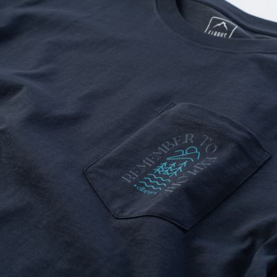 3. Men's short-sleeved T-shirt CIRNO