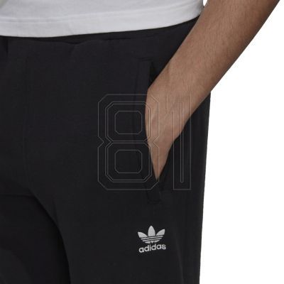 3. Adidas Essential M H34657 pants
