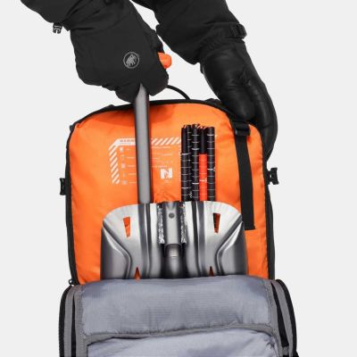 9. Mammut Nirvana 28 ski backpack - black