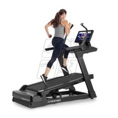 18. Freemotion Incline Trainer i22.9 FMTK74819K2 treadmill