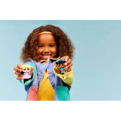 9. LEGO Disney Princess 43303 Jasmine and Rapunzel Mini Figure