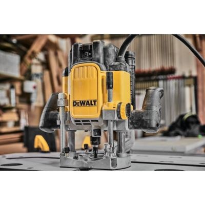 12. DEWALT 2300W DWE625 ROUTER