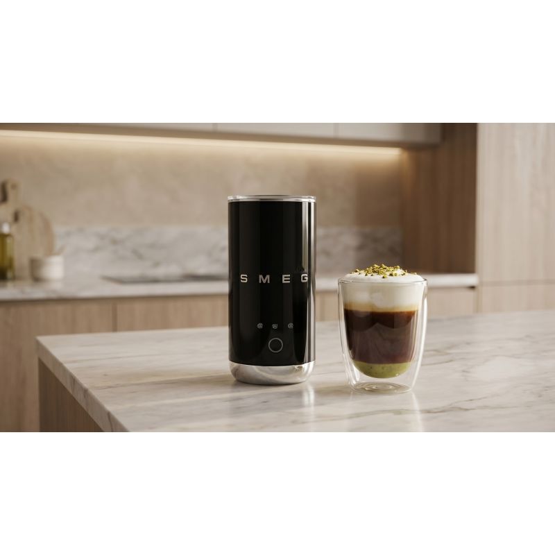 87. Smeg MFF02BLEU Milk Frother/Warmer Automatic Milk Frother/Warmer Black