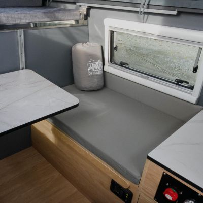13. OFFLANDER ATAKAMA XL camper trailer