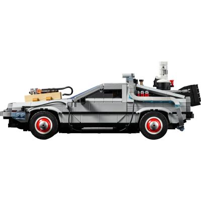 18. LEGO Creator Expert 10300 - Back to the Future Time Machine