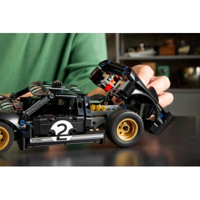 23. LEGO Technic 42223 1966 Ford GT40 MKII Race Car