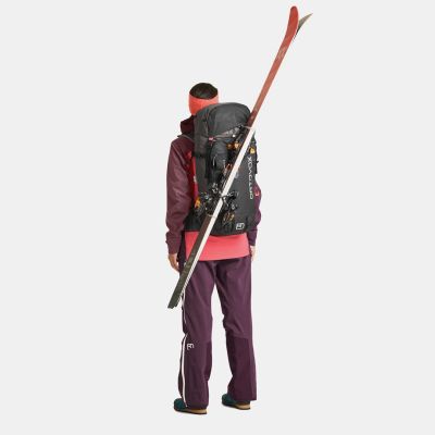 5. ORTOVOX Peak 32 S Backpack Black Polyamide