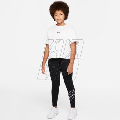 7. Nike Sportswear Essential Jr DD6482 010 Leggings