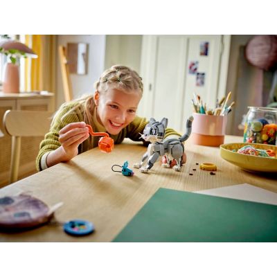 9. LEGO CREATOR 3in1 31163 Mischievous Cat