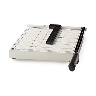 3. Nedis PACU110A4 guillotine