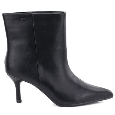 2. Women's leather ankle boots with low heels, black Big Star UU274492