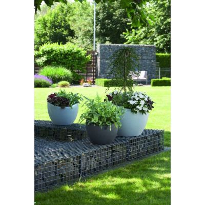 4. Scheurich 4033083250525 Outdoor Planter Potted Planter Freestanding Plastic Black