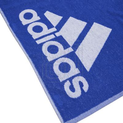 3. Towel adidas S IC4962