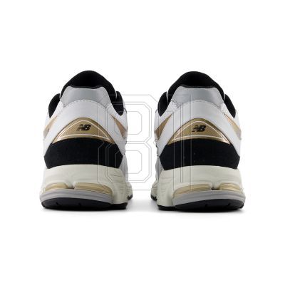 4. New Balance M2002RPN Shoes