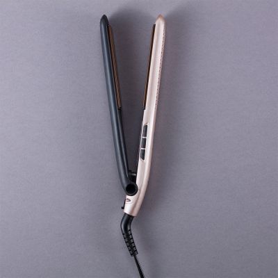 9. REMINGTON S7970 Hair Straightener