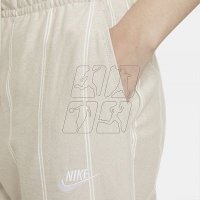 3. Nike Sportswear Pants W DD5184-236
