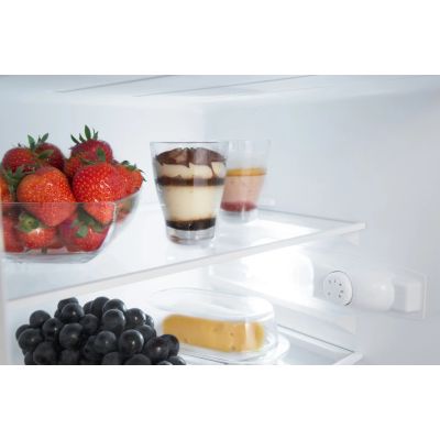 12. AMICA FD2015.4(E) Fridge Freezer