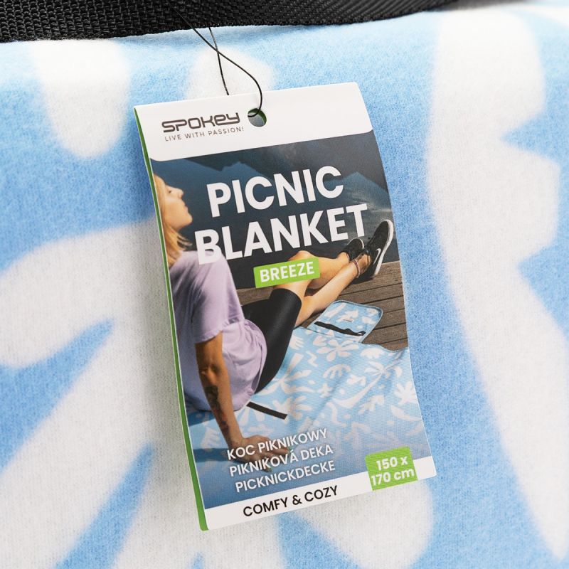 6. Spokey Breeze Picnic Blanket 150 x 170 cm SPK-944763