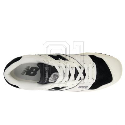 11. New Balance unisex BB550LEG shoes