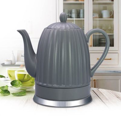 2. Electric kettle 1.5l 1500W MR-077 MAESTRO