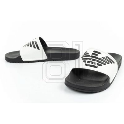 15. Emporio Armani M XVPS04D 287 flip-flops
