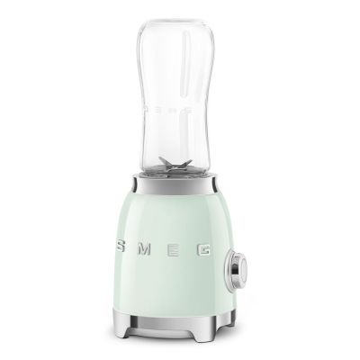 4. SMEG PBF01PGEU Sports Blender