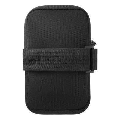 3. Spigen Dynamic Shield A702 Armband - Black