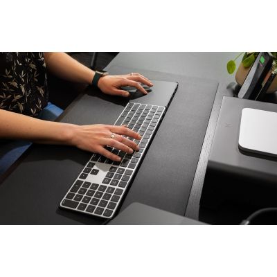 6. Twelve South DeskPad vegan leather - vegan leather desk pad (black)