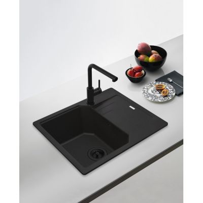 4. Flanke kitchen tap 115.0712.435 L-Line with pull-out spout Matte black