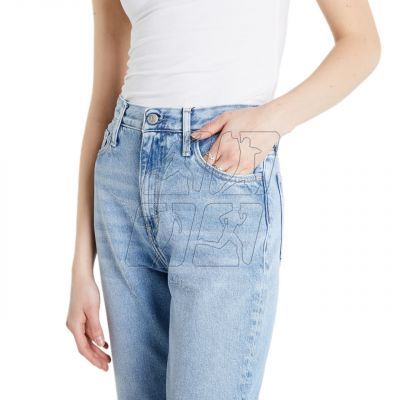 8. Calvin Klein Jeans Mom Fit W J20J218507 jeans