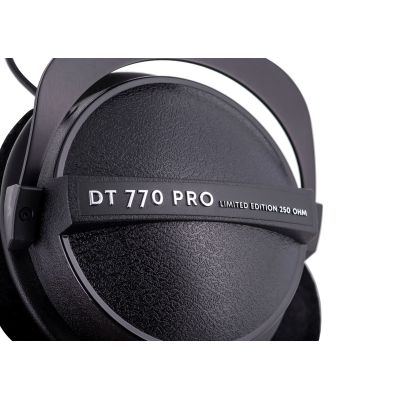 6. Beyerdynamic DT 770 PRO 250 OHM BLACK LIMITED EDITION - Closed studio headphones