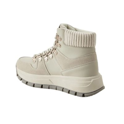 4. Lee Cooper Women’s Light Grey Insulated Winter Sports Ankle Boots