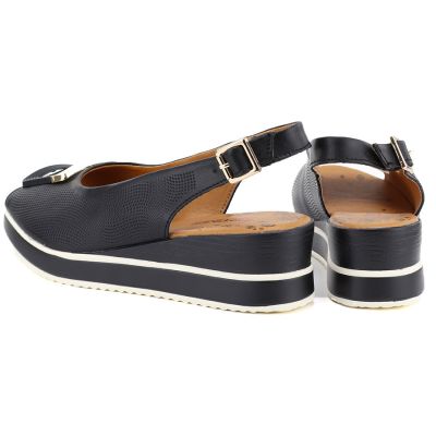 4. Women's leather wedge sandals black Artiker 58C0086