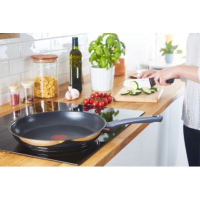 4. TEFAL Daily Cook frying pan 28 cm G73006