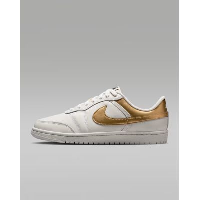 NIKE WMNS AIR JORDAN SKYLINE LOW LE women's shoes (IQ6586-100)
