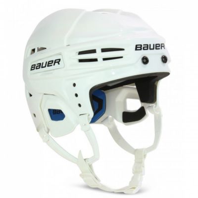 19. Bauer Prodigy Jr. 1045680 Hockey Helmet