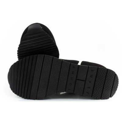 9. Tommy Hilfiger Men's Tjm Runner Casual Black Sneakers